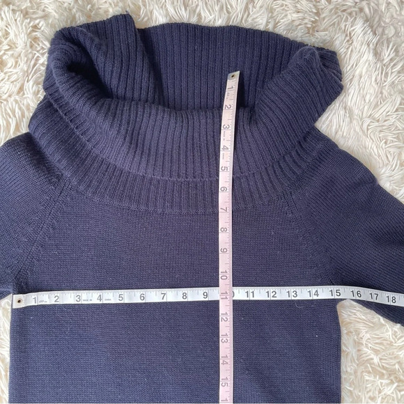 BCBGMAXAZRIA lamb Wool Navy blue turtle neck Sweater Dress long sleeve size M - Picture 2 of 7
